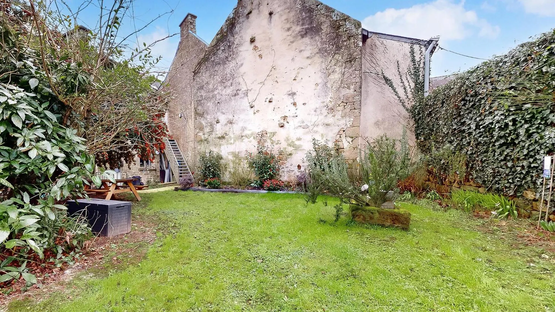 1 Bedroom Cozy Apartment In Melrand